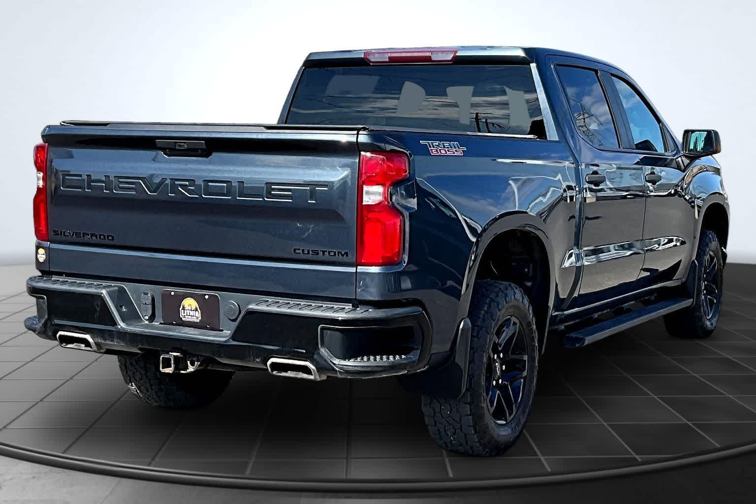 Thumbnail: 2021 Chevrolet Silverado 1500 - 22