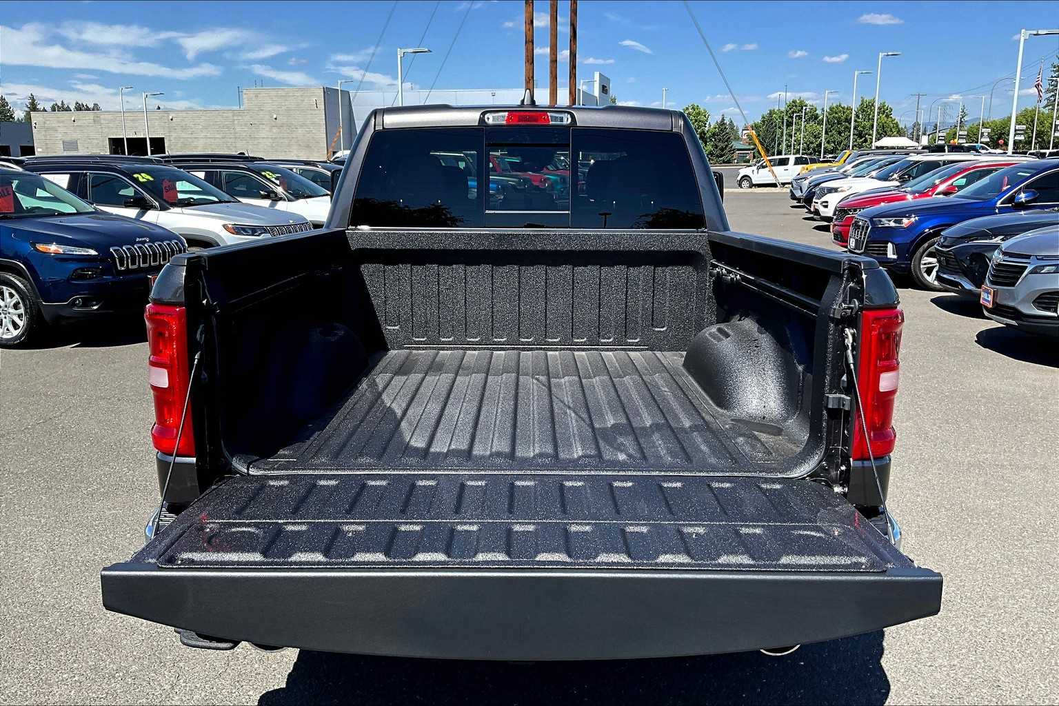 Thumbnail: 2026 RAM 1500 - 19