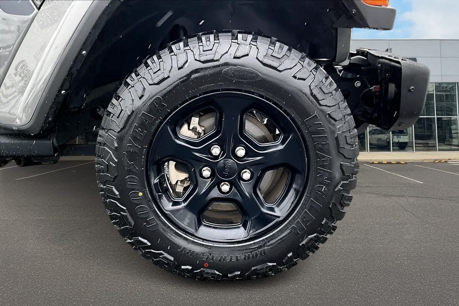 Thumbnail: 2021 Jeep Gladiator - 34