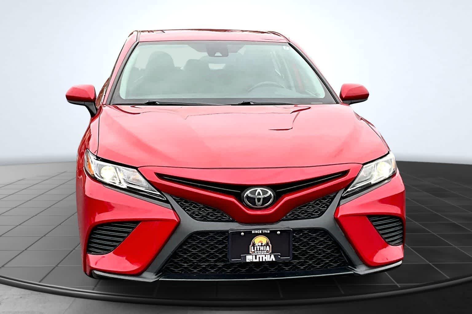 Thumbnail: 2019 Toyota Camry - 6