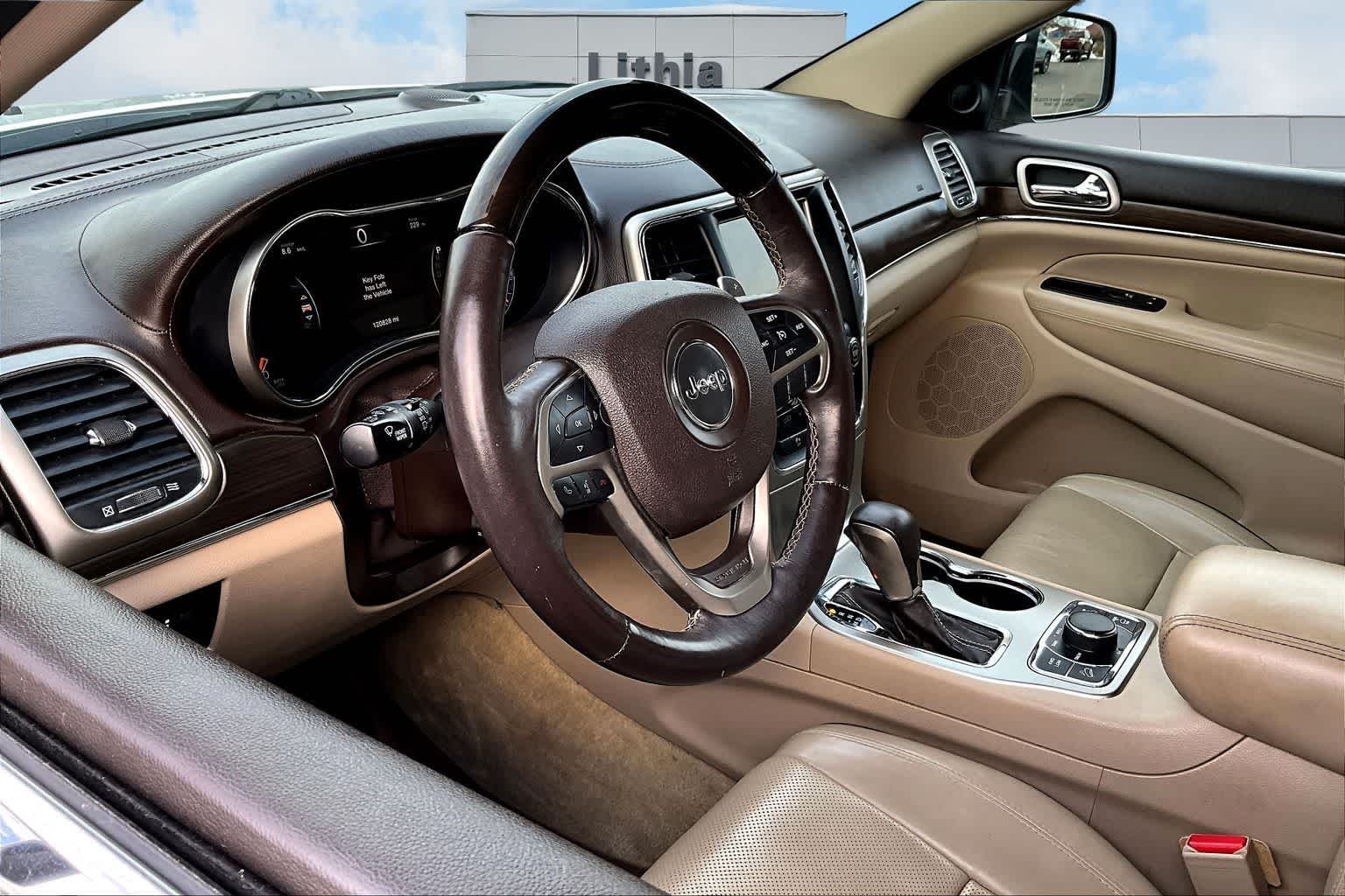 Thumbnail: 2017 Jeep Grand Cherokee - 2