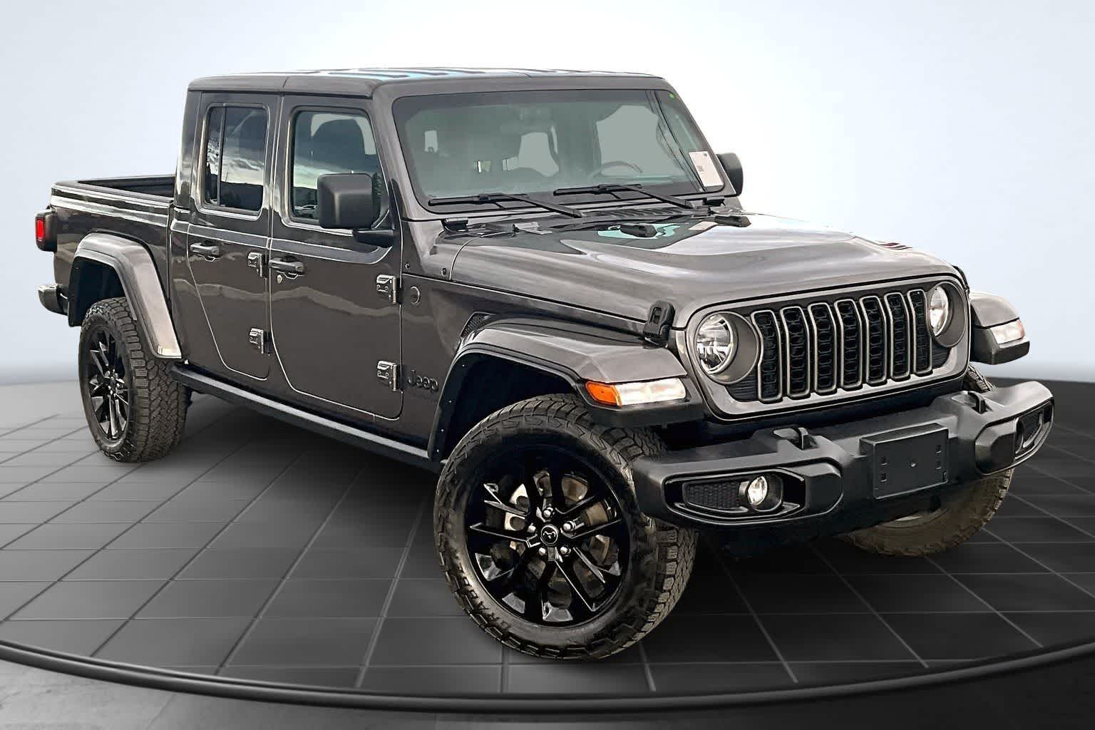 Thumbnail: 2024 Jeep Gladiator - 22