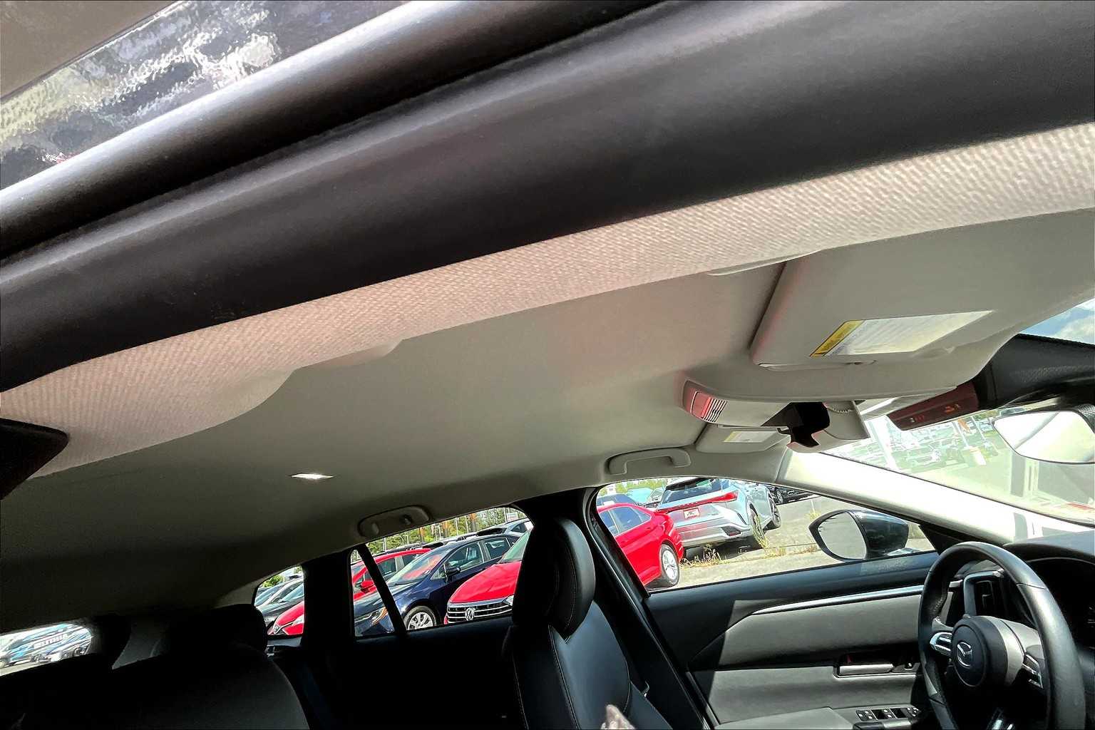 Thumbnail: 2025 Mazda CX-50 - 30