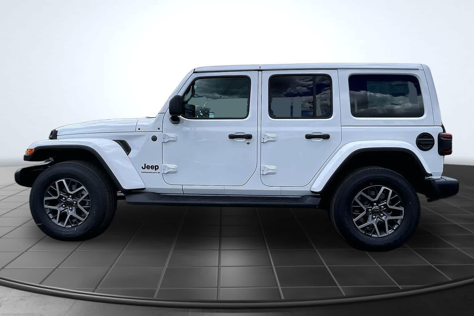 Thumbnail: 2026 Jeep Wrangler - 3