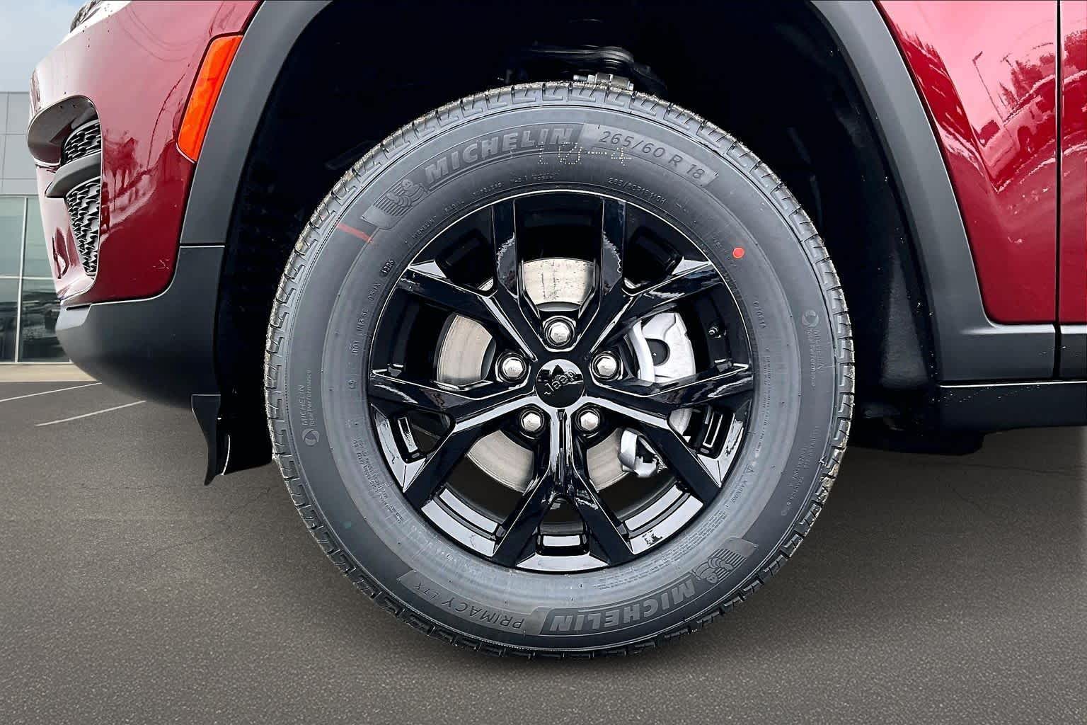 Thumbnail: 2025 Jeep Grand Cherokee - 8