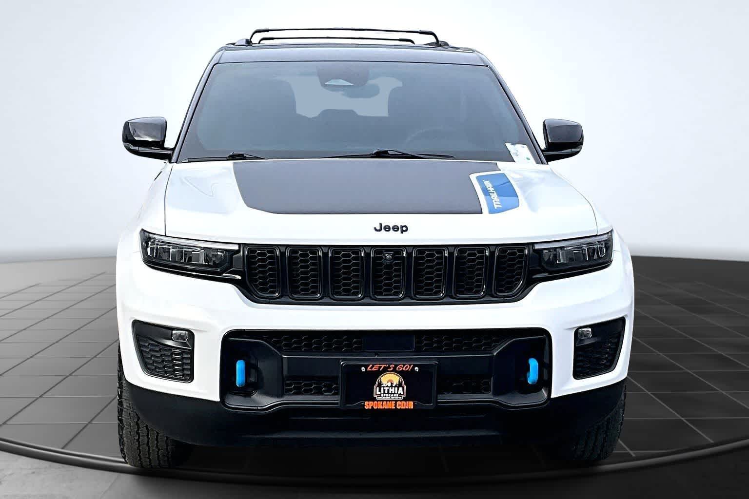 Thumbnail: 2023 Jeep Grand Cherokee - 6