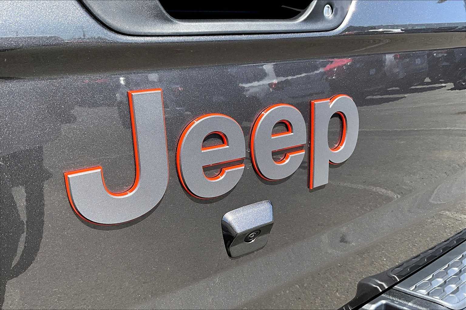 Thumbnail: 2025 Jeep Gladiator - 6