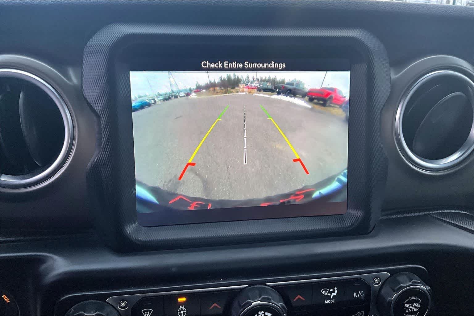 Thumbnail: 2018 Jeep Wrangler - 27