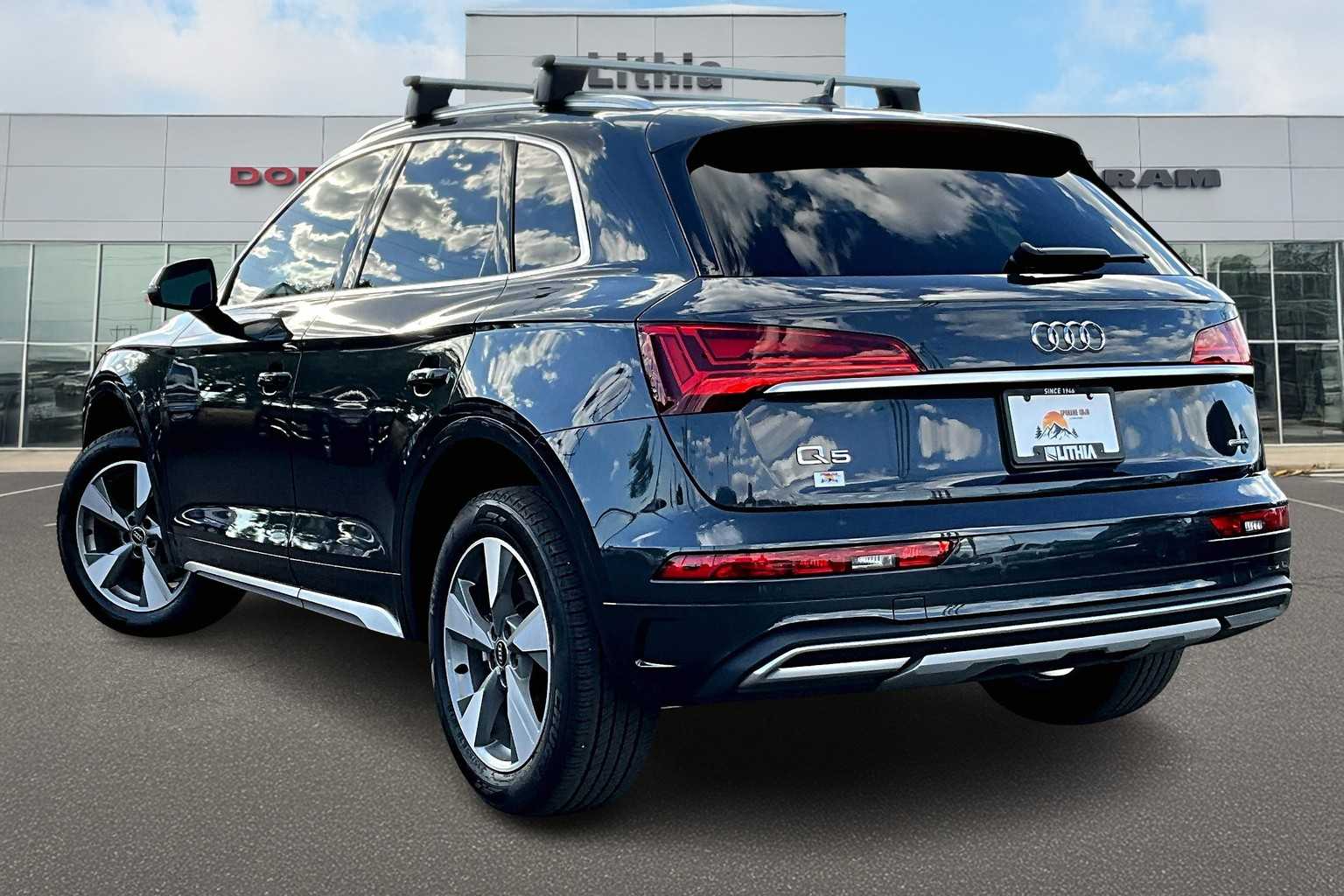 2024 Audi Q5 40 Premium Plus photo 4