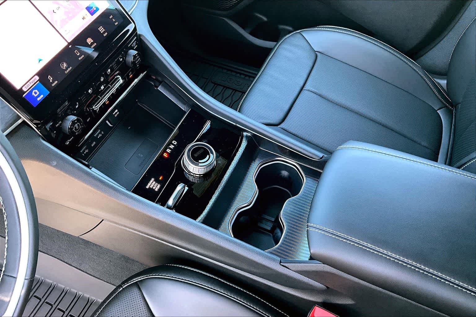 Thumbnail: 2025 Jeep Grand Cherokee L - 17