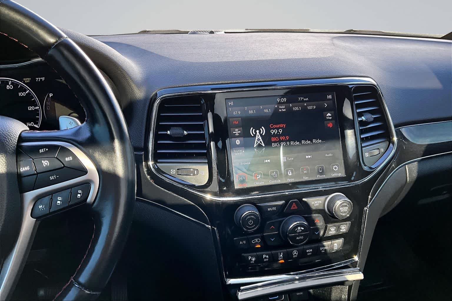 Thumbnail: 2020 Jeep Grand Cherokee - 15