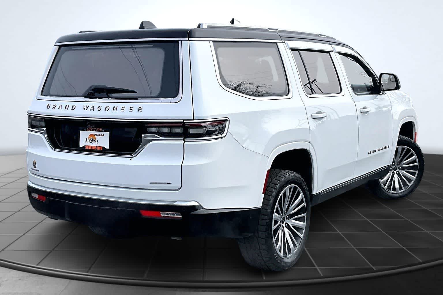 Thumbnail: 2023 Jeep Grand Wagoneer - 23