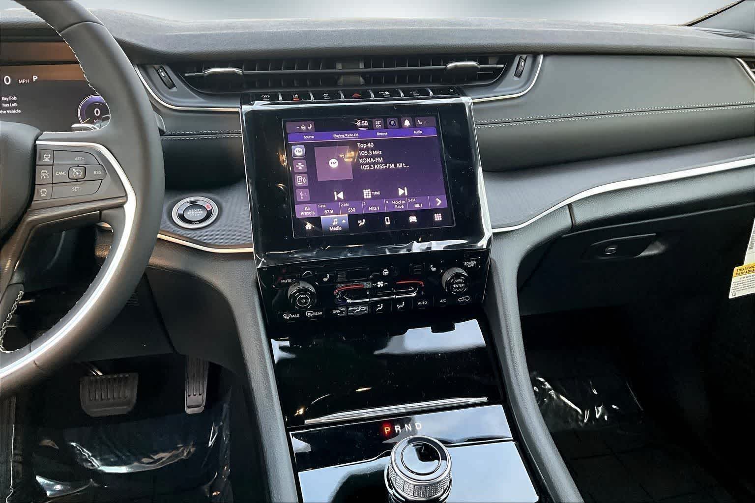 Thumbnail: 2025 Jeep Grand Cherokee L - 16