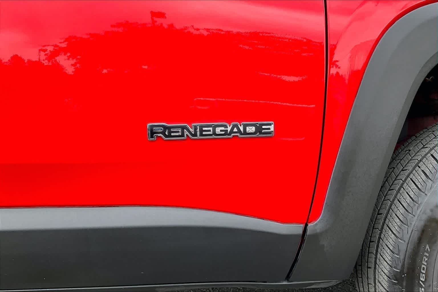Thumbnail: 2018 Jeep Renegade - 7