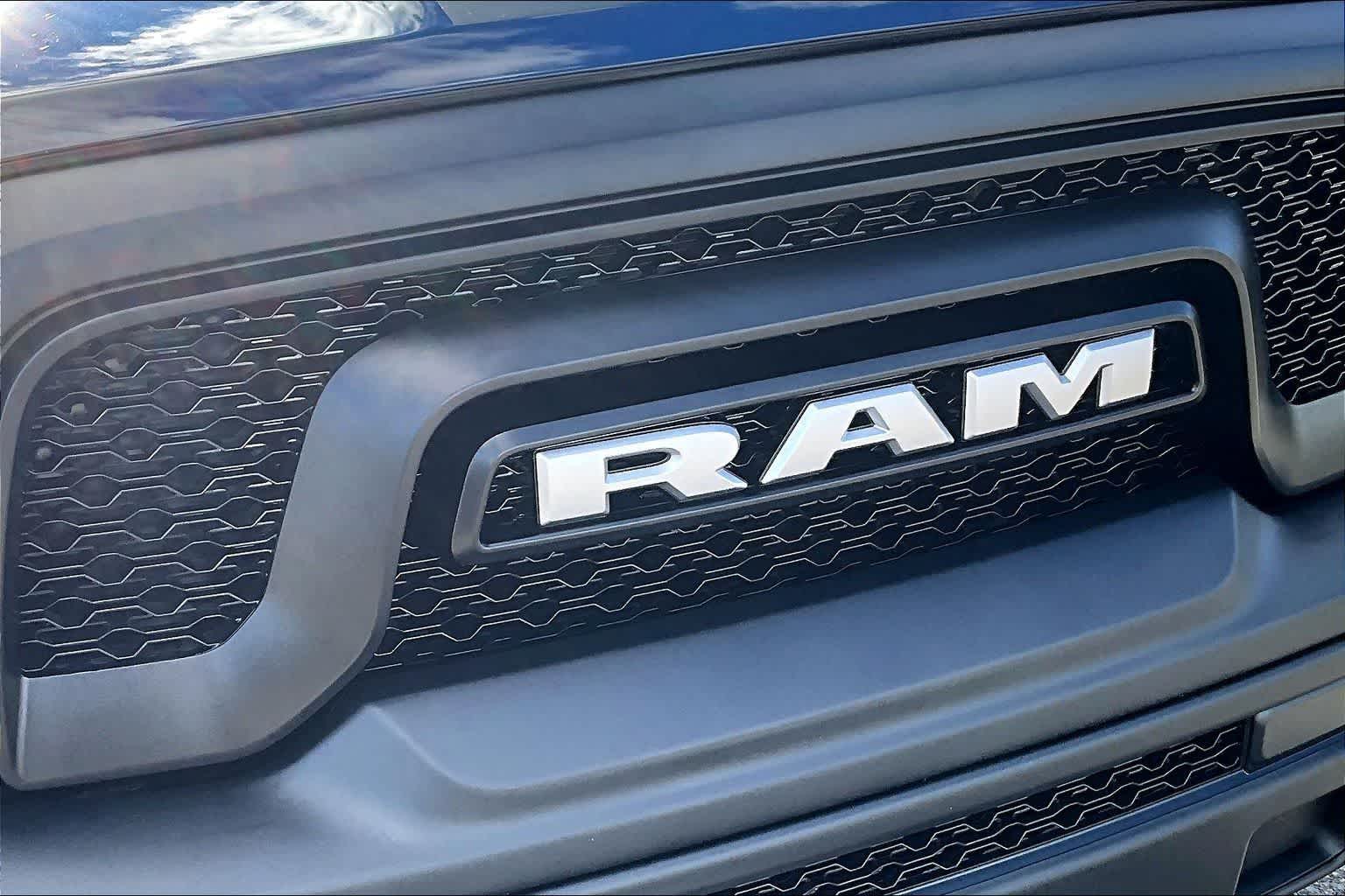 Thumbnail: 2024 RAM 1500 Classic - 33