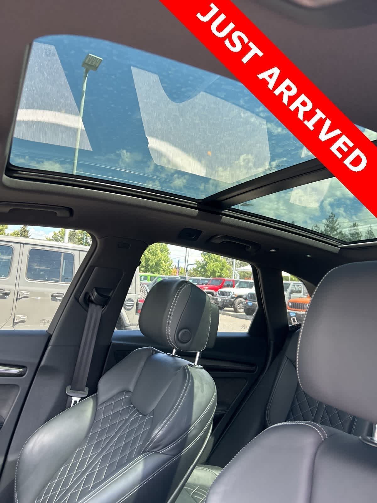 Thumbnail: 2019 Audi SQ5 - 7