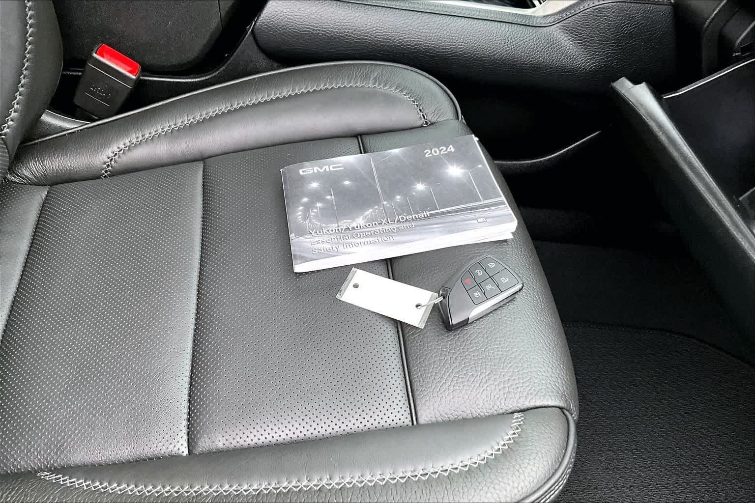 Thumbnail: 2024 GMC Yukon - 20