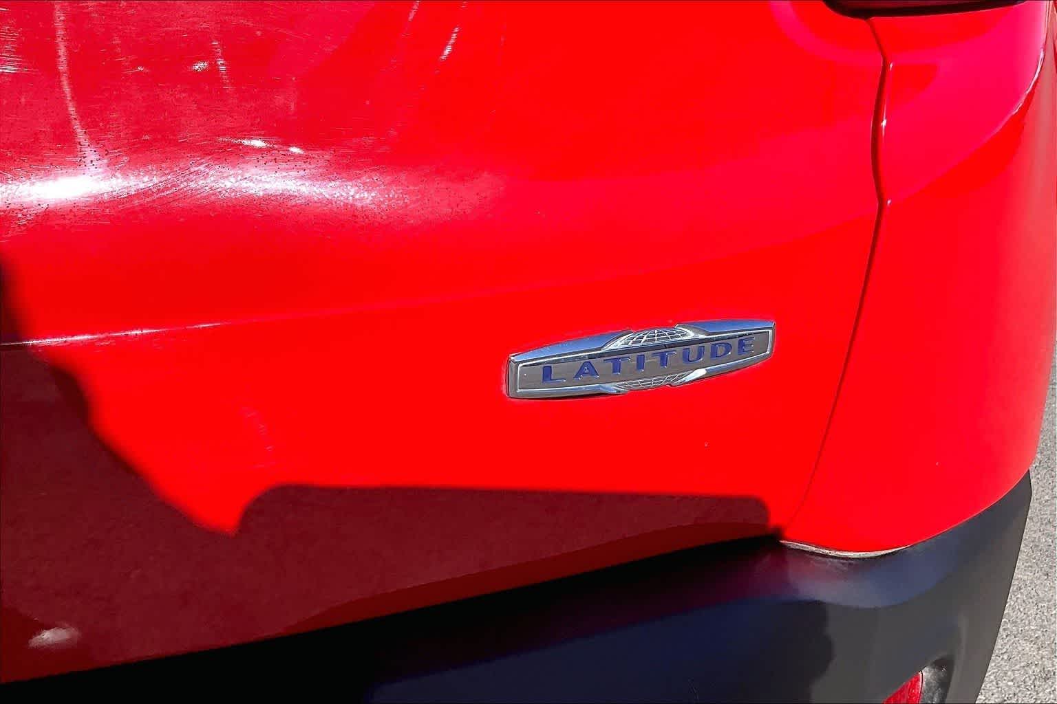 Thumbnail: 2021 Jeep Renegade - 7