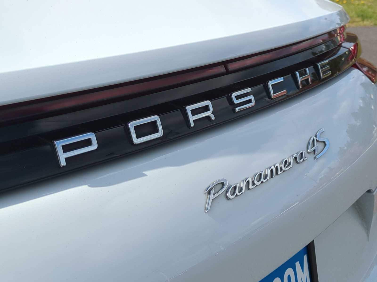 2018 Porsche Panamera 4S 12