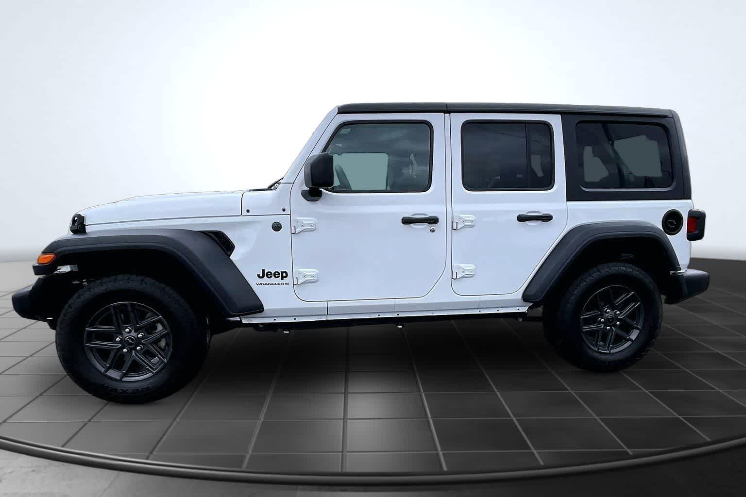 Thumbnail: 2024 Jeep Wrangler - 2