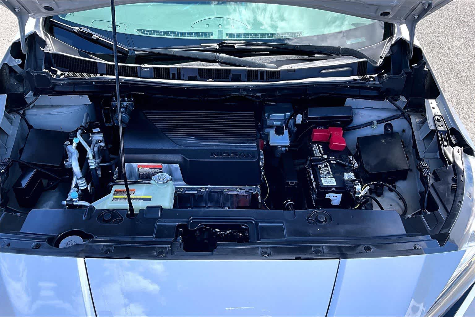 Thumbnail: 2018 Nissan Leaf - 9