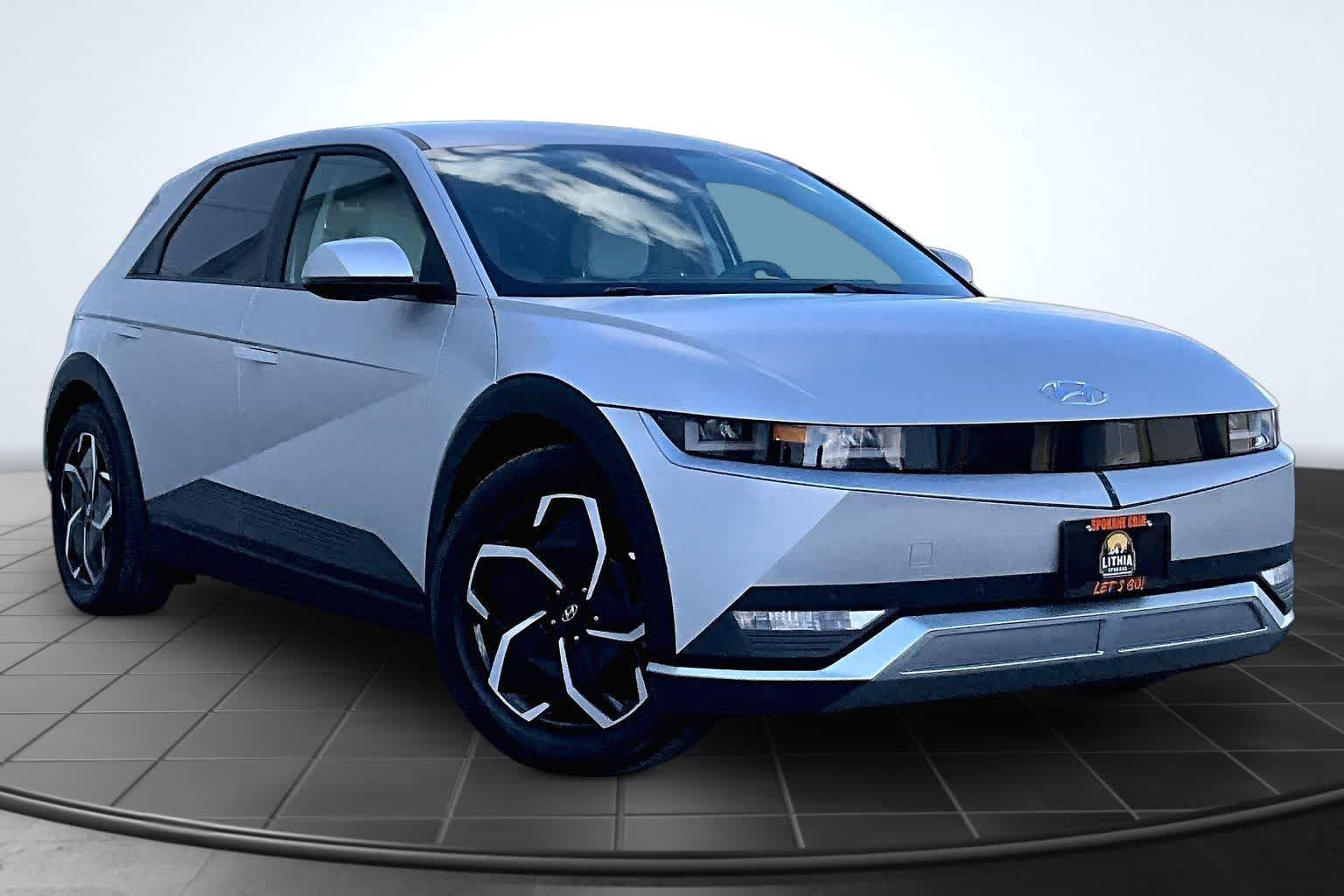 Thumbnail: 2023 Hyundai Ioniq 5 - 21