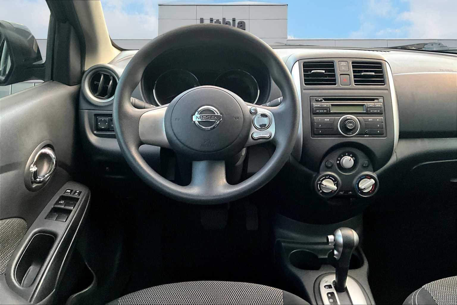 Thumbnail: 2014 Nissan Versa - 15