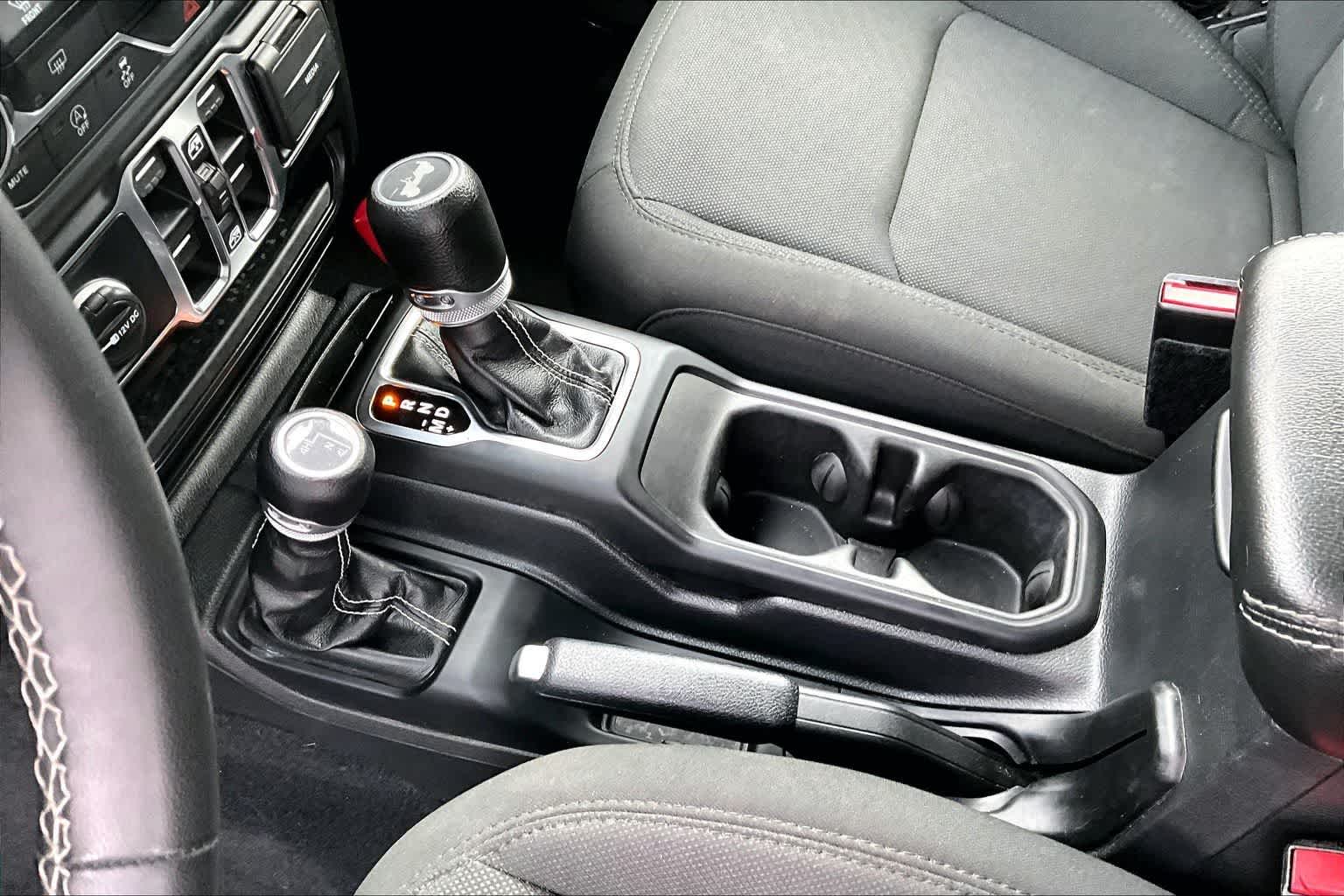 Thumbnail: 2023 Jeep Wrangler - 17