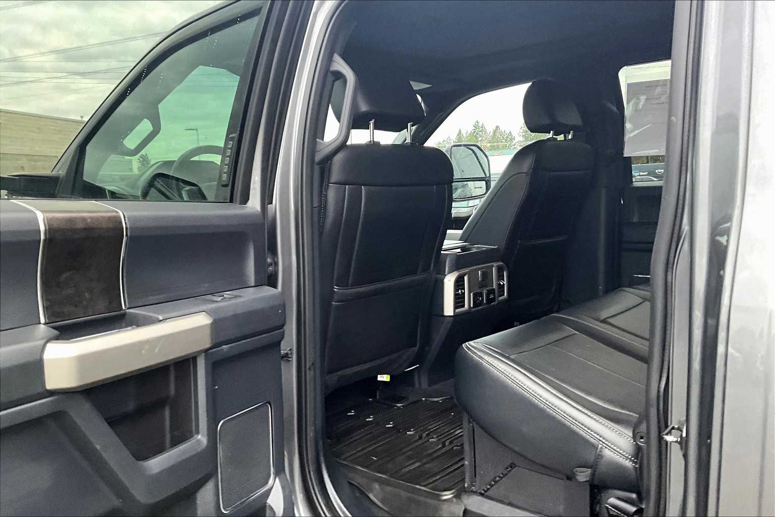 Thumbnail: 2022 Ford Econoline - 12