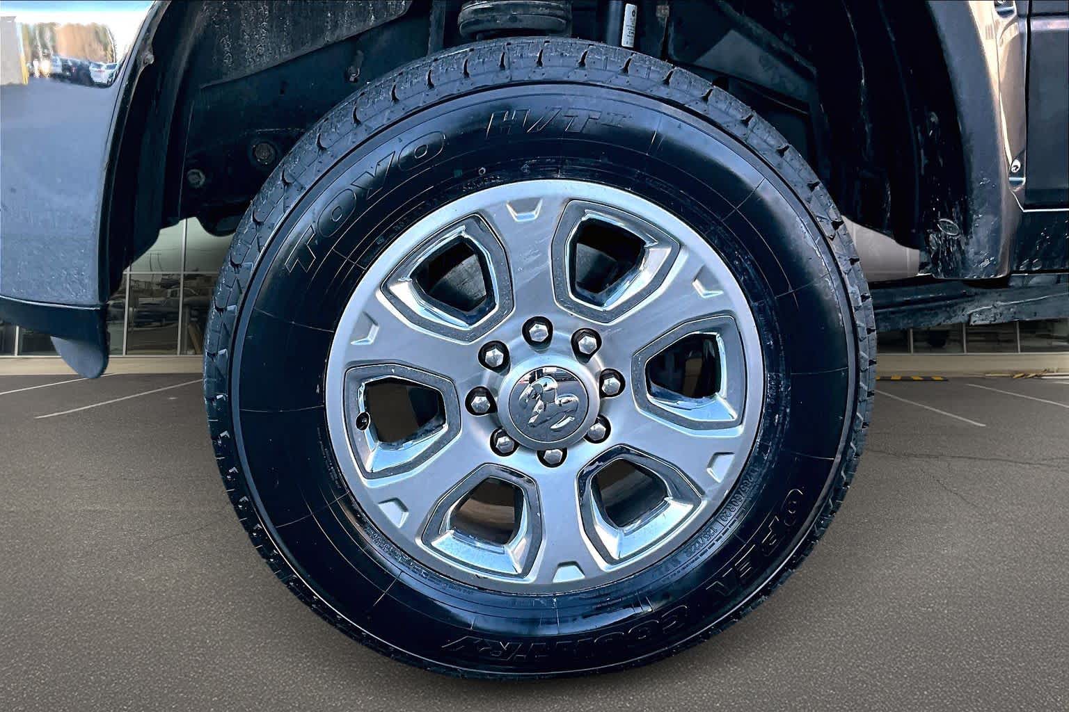 Thumbnail: 2015 RAM 3500 - 8