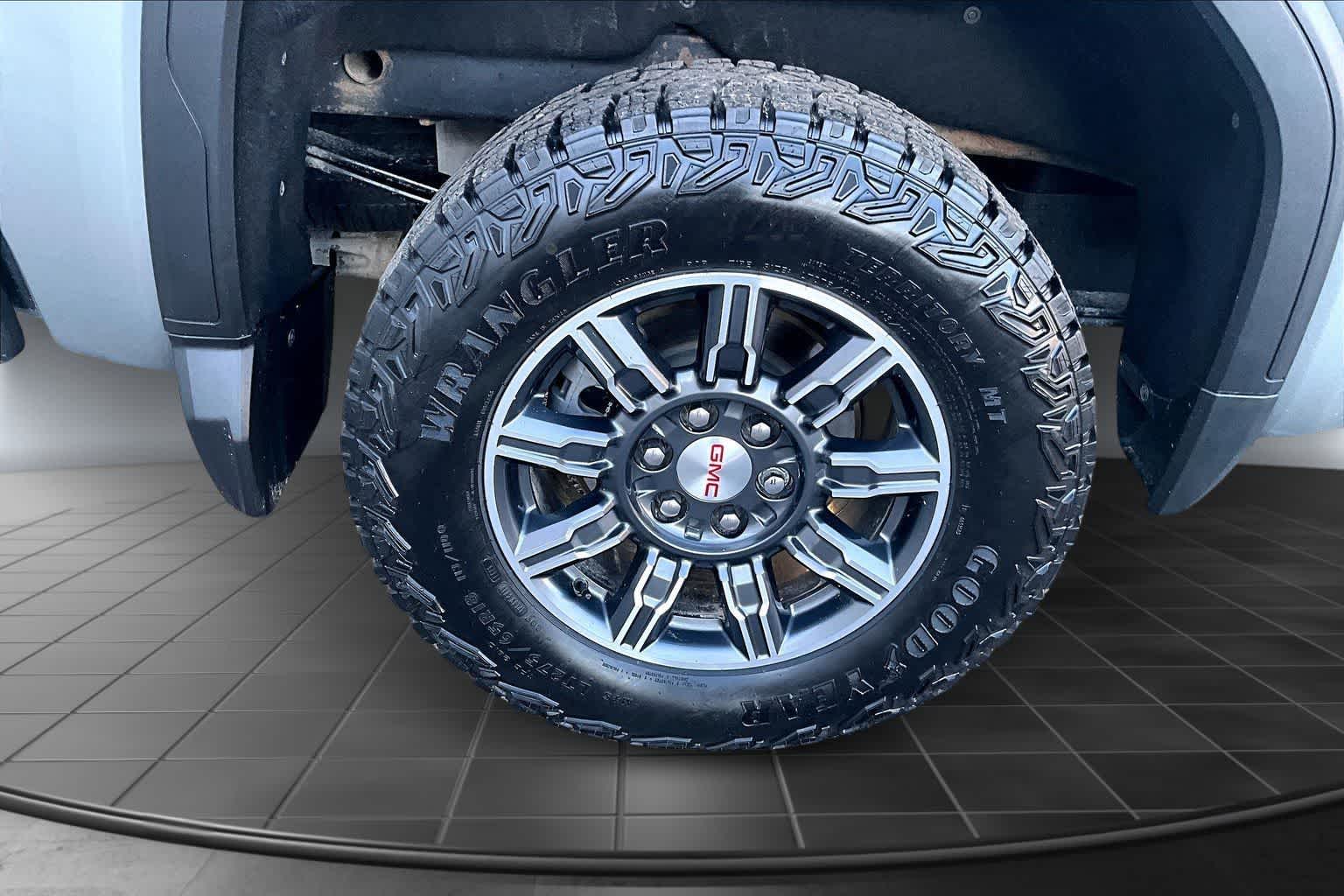 Thumbnail: 2025 GMC Sierra 1500 - 35