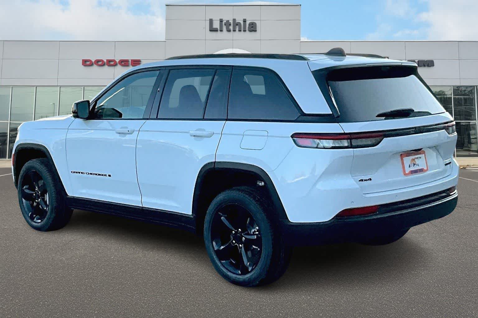 Thumbnail: 2025 Jeep Grand Cherokee - 4