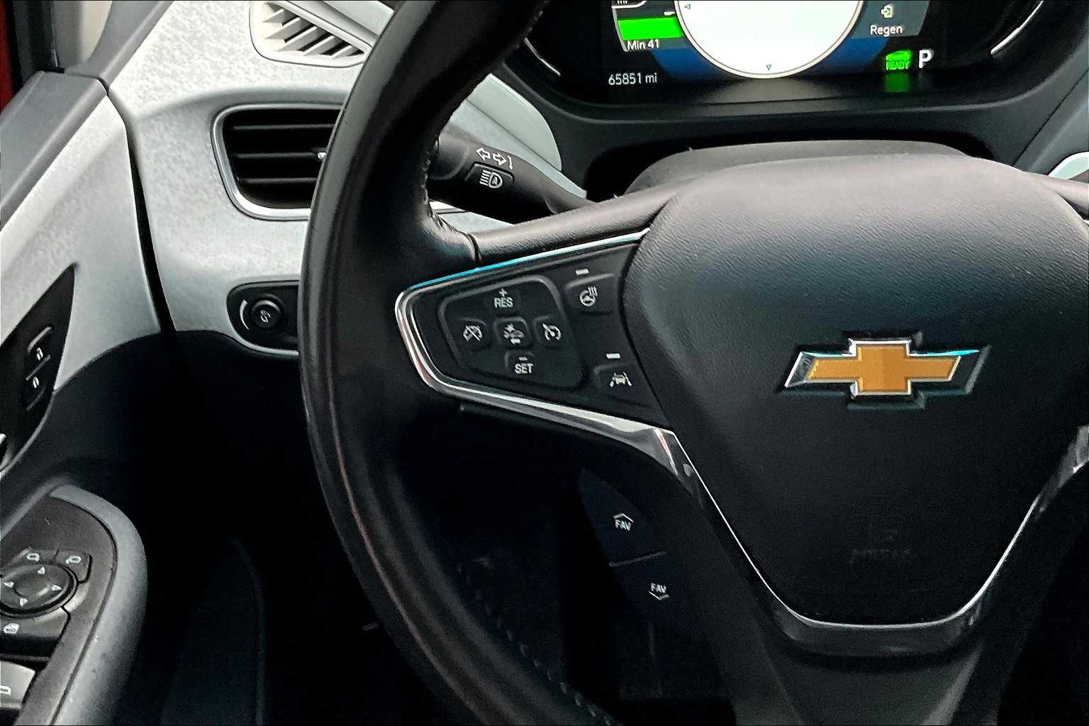 Thumbnail: 2020 Chevrolet Bolt EV - 25