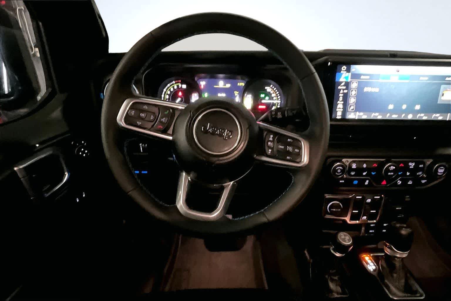 Thumbnail: 2024 Jeep Wrangler - 15