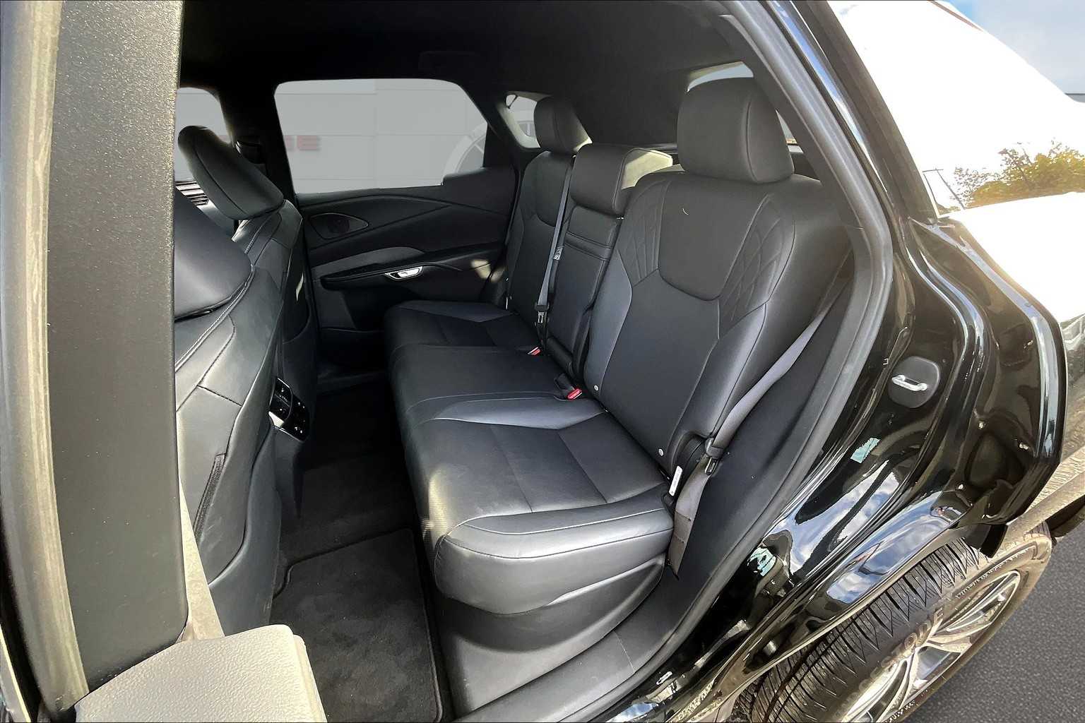 Thumbnail: 2024 Lexus RX - 13