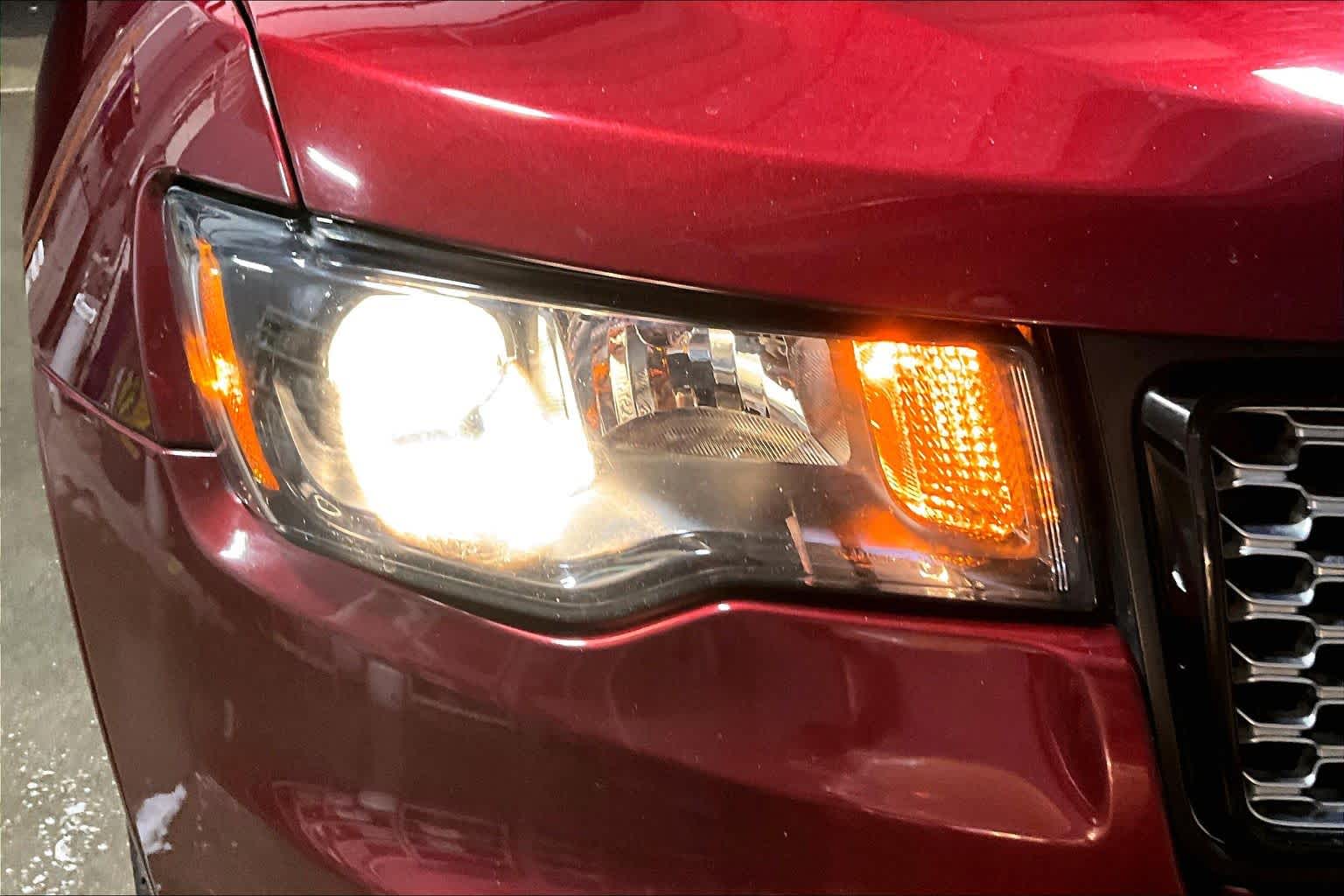 Thumbnail: 2020 Jeep Grand Cherokee - 31