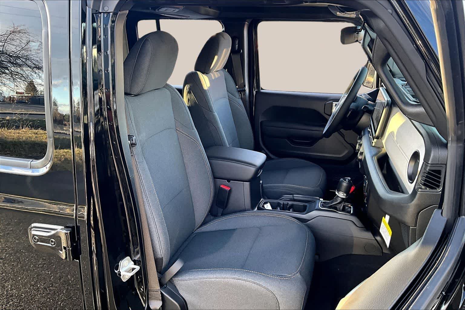 Thumbnail: 2026 Jeep Wrangler - 14