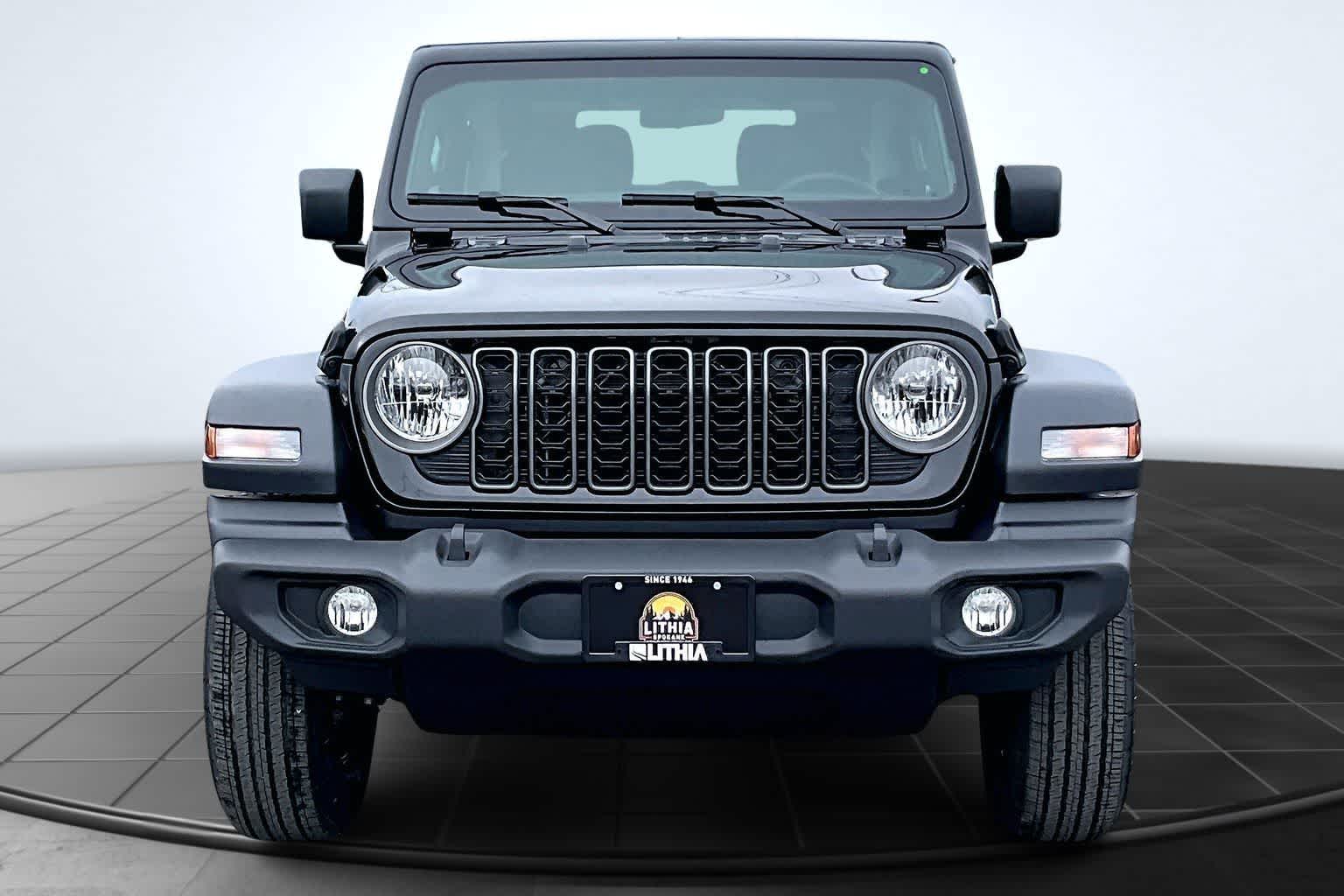 Thumbnail: 2026 Jeep Wrangler - 6