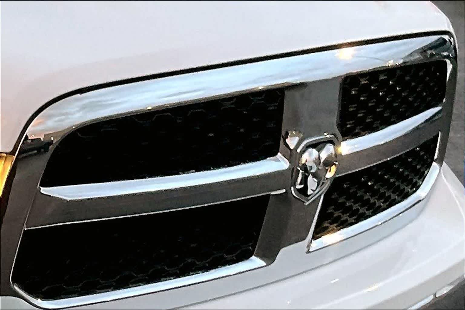 Thumbnail: 2021 RAM 1500 Classic - 33