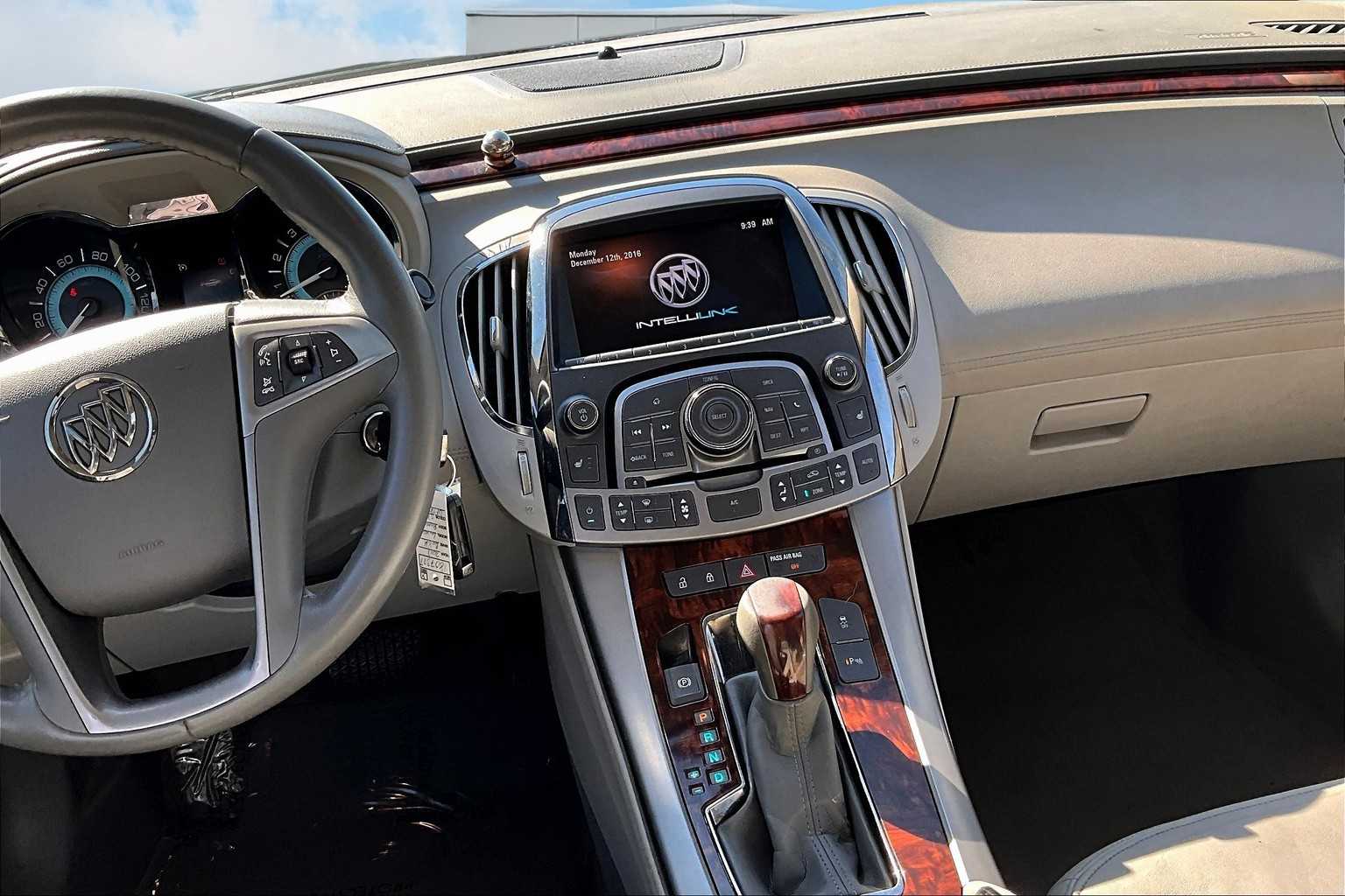 Thumbnail: 2013 Buick LaCrosse - 16