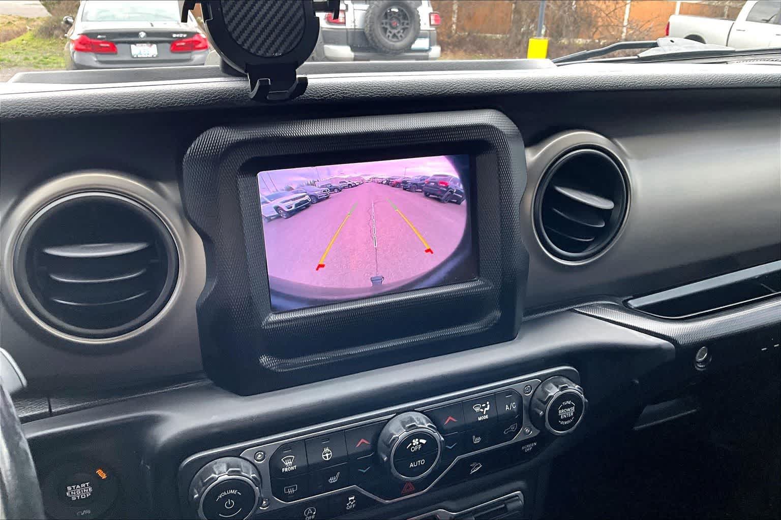 Thumbnail: 2020 Jeep Wrangler - 27