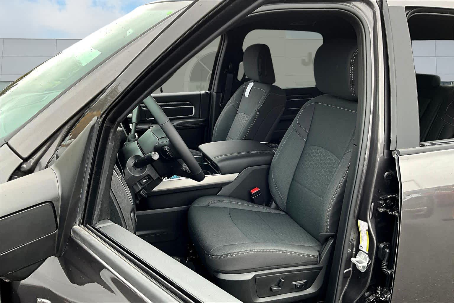 Thumbnail: 2026 RAM 3500 - 11