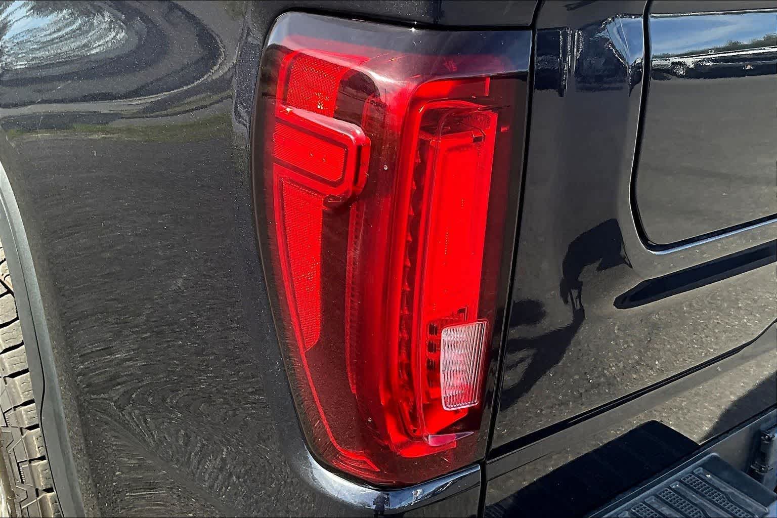 Thumbnail: 2023 GMC Sierra 1500 - 32