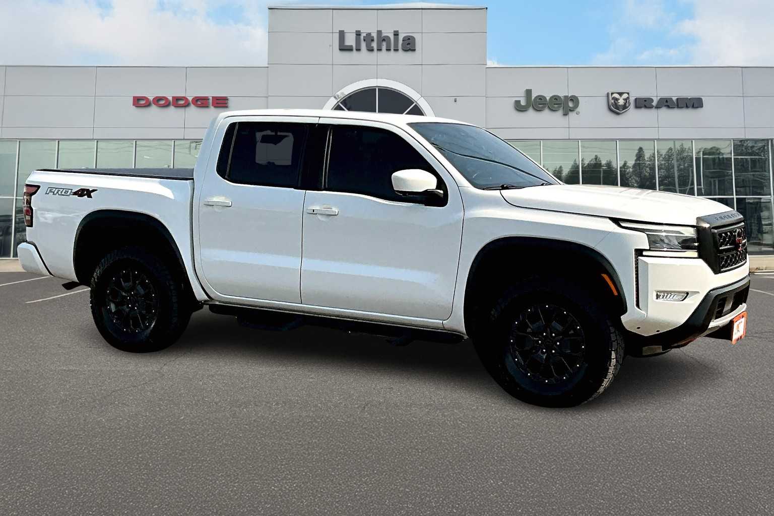 Thumbnail: 2022 Nissan Frontier - 22