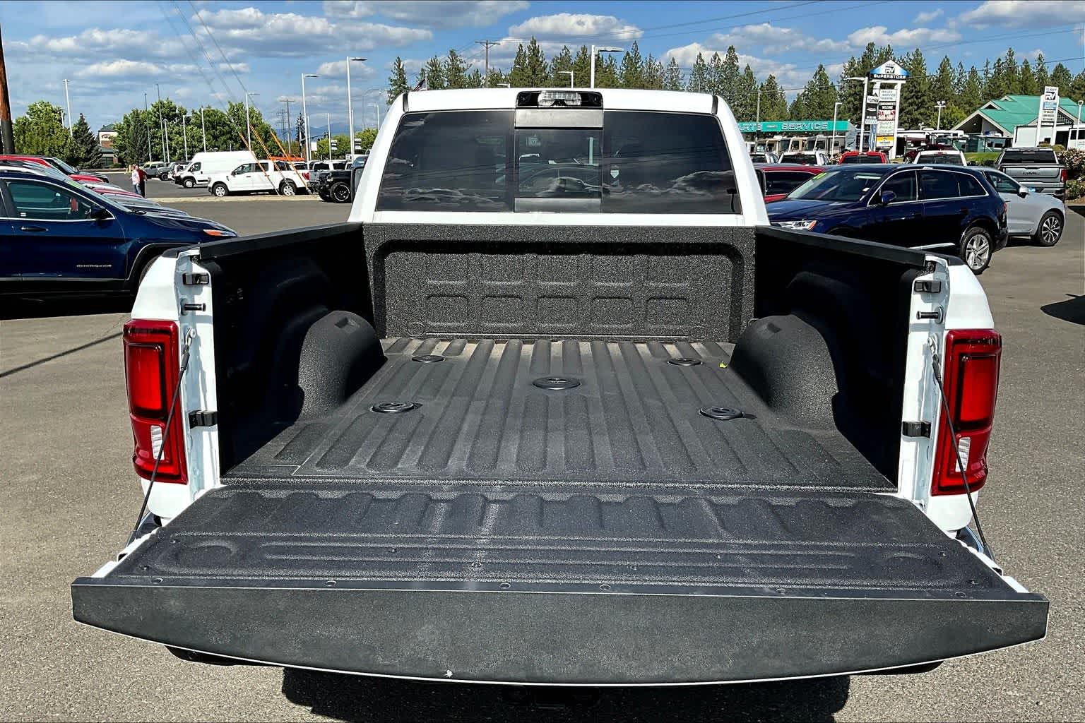 Thumbnail: 2025 RAM 3500 - 19