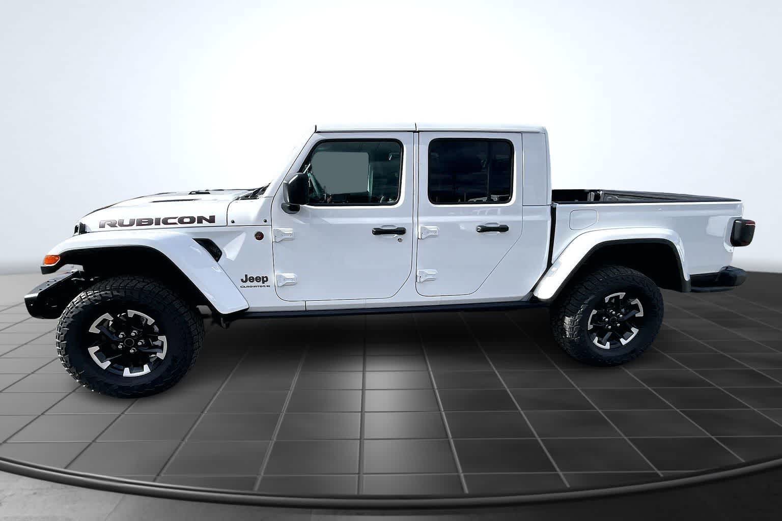 Thumbnail: 2026 Jeep Gladiator - 3