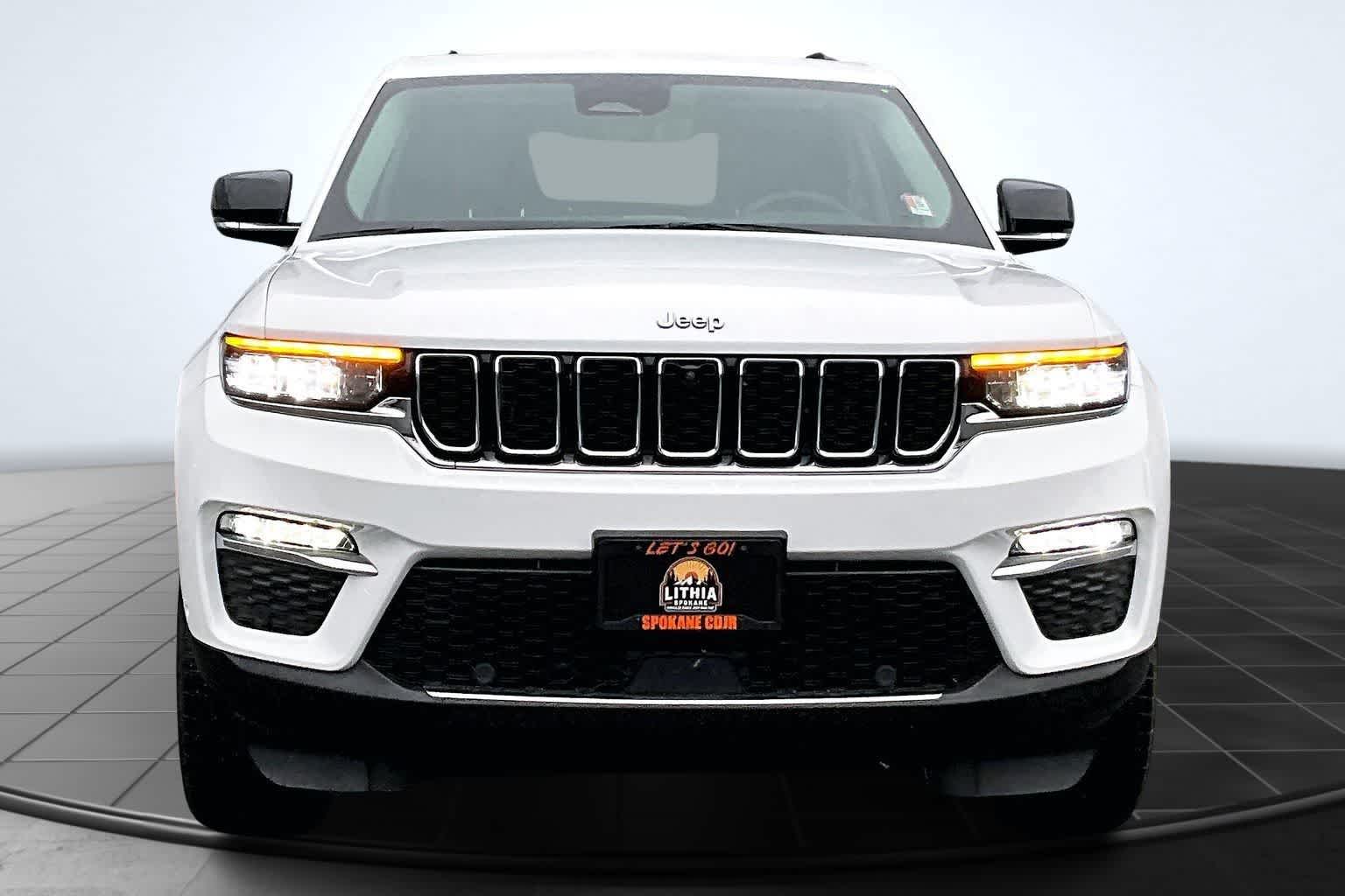 Thumbnail: 2022 Jeep Grand Cherokee - 6