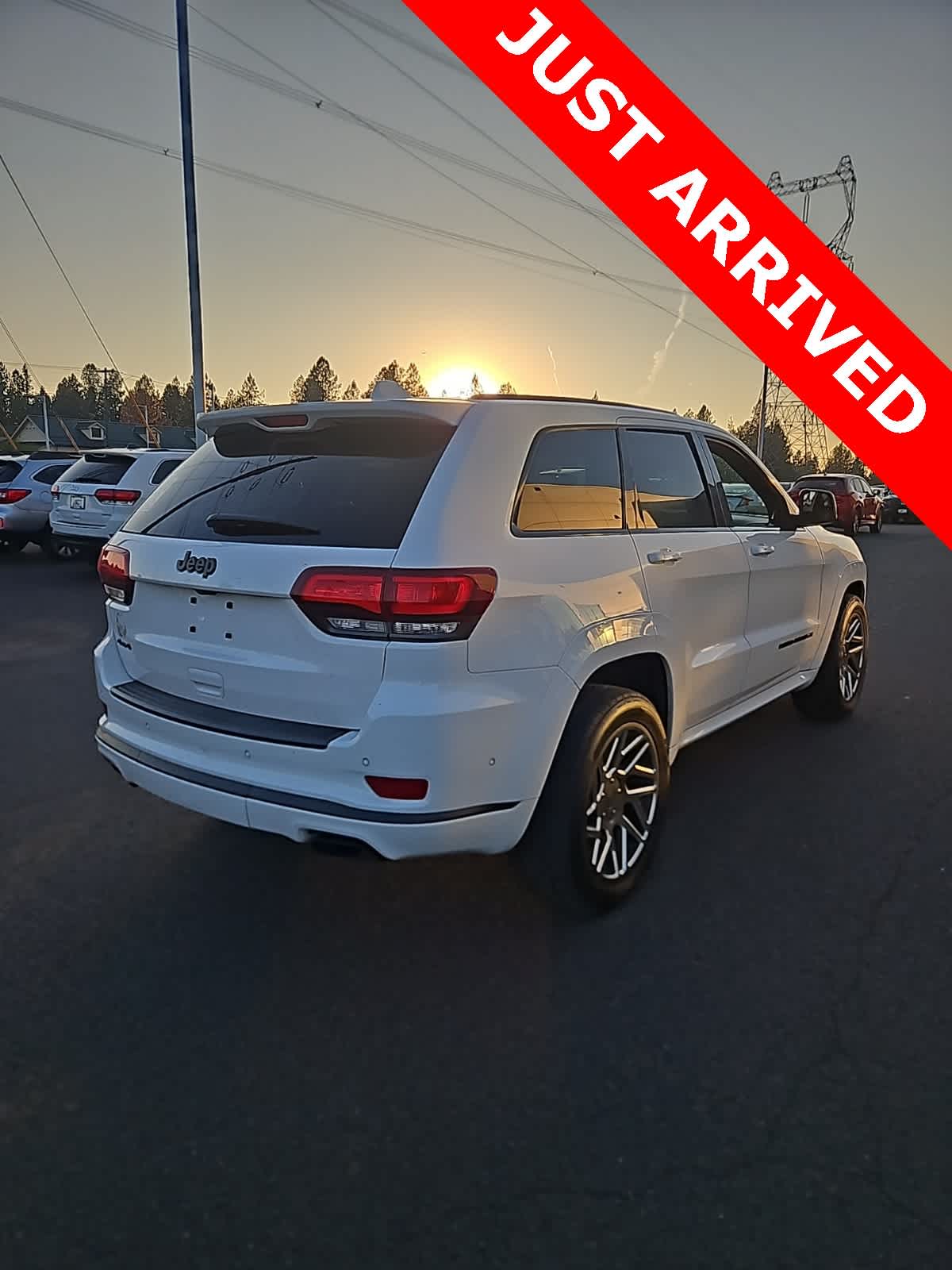 Thumbnail: 2018 Jeep Grand Cherokee - 4