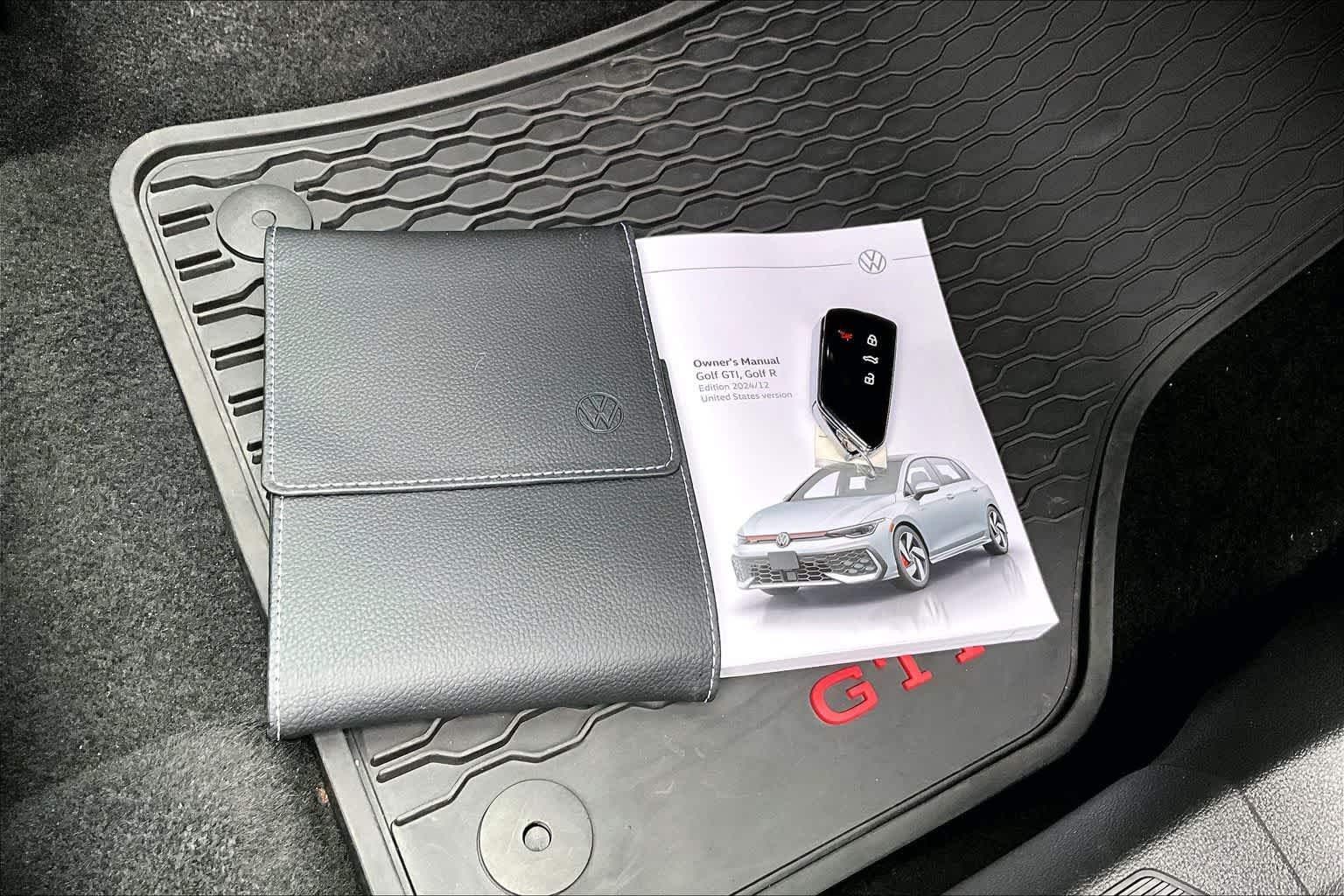 Thumbnail: 2025 Volkswagen Golf - 20