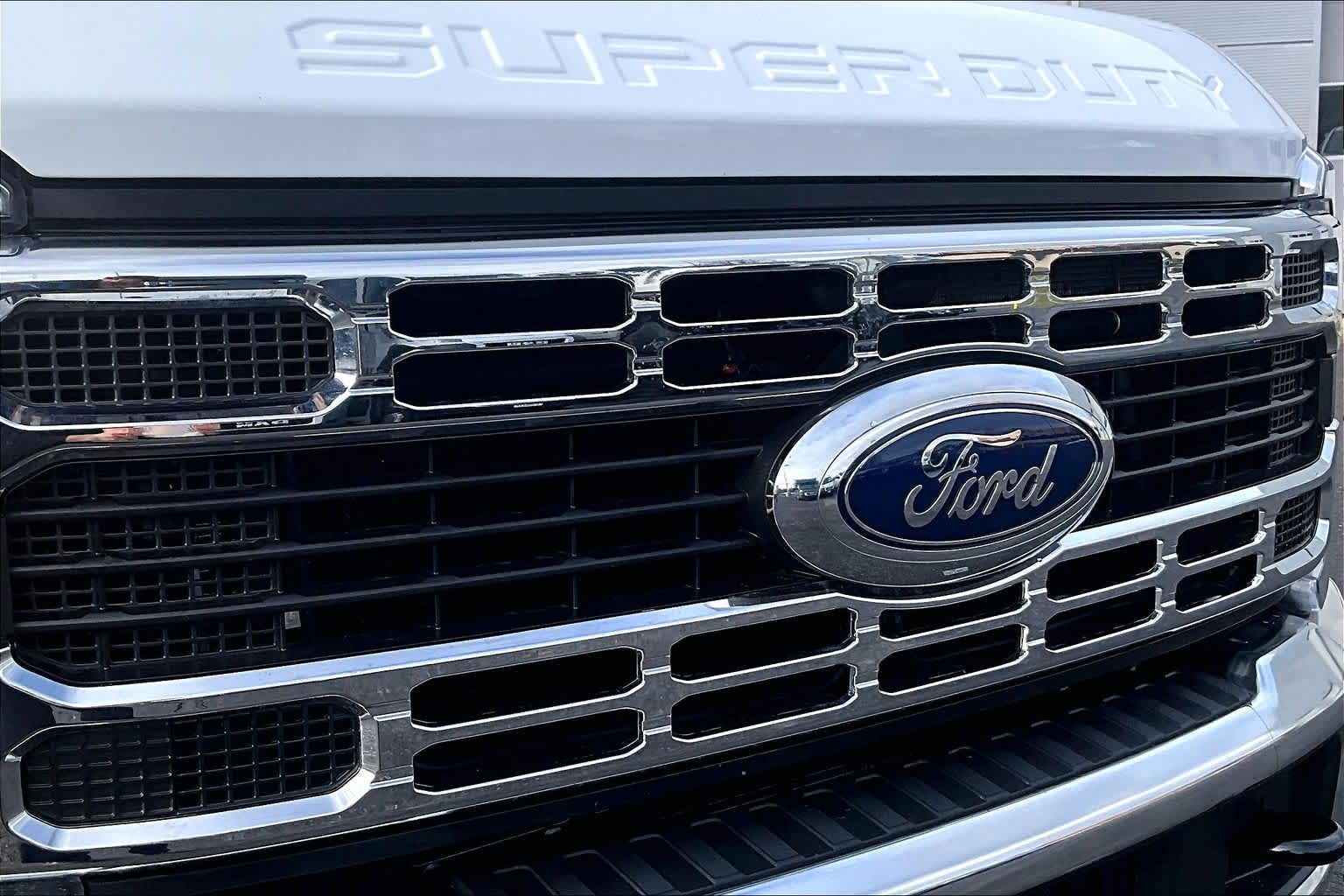 Thumbnail: 2024 Ford Econoline - 33